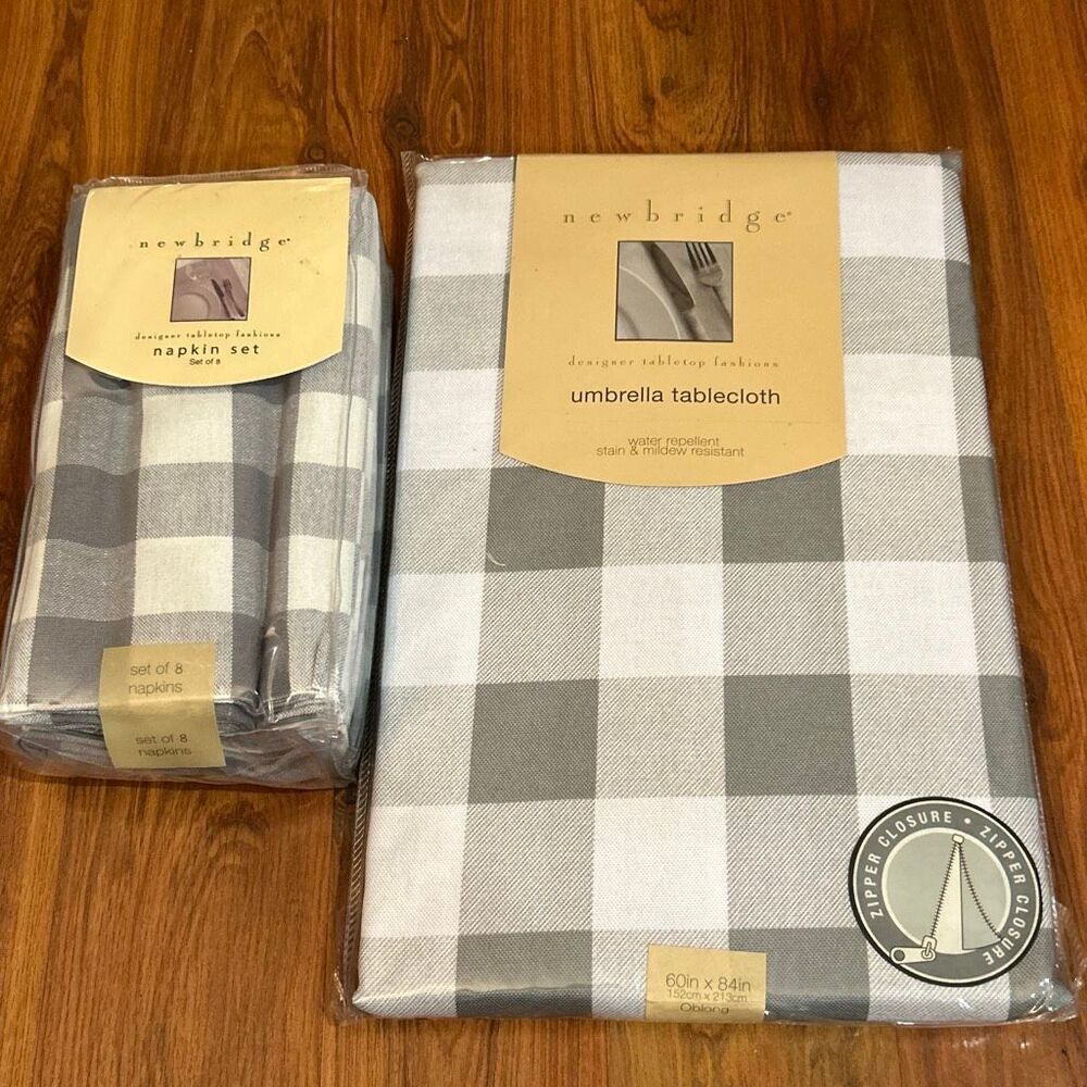 NWT Newbridge gray white gingham umbrella water resistant tablecloth and set of